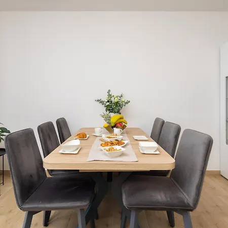 Apartman Anamarie Beachfront *
