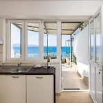 Anamarie Beachfront * Omis