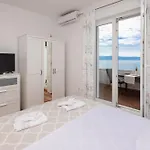 Apartment Anamarie Beachfront