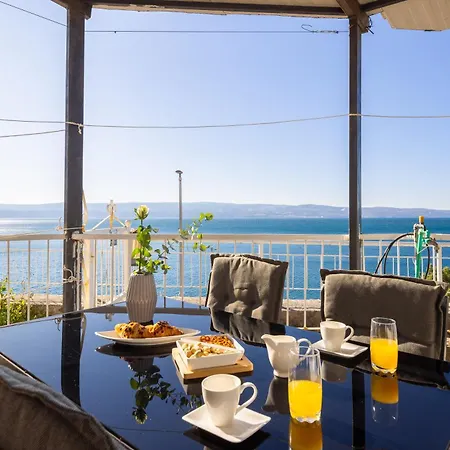 Anamarie Beachfront Apartamento Omiš