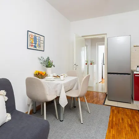 Apartment Anamarie Beachfront Omis